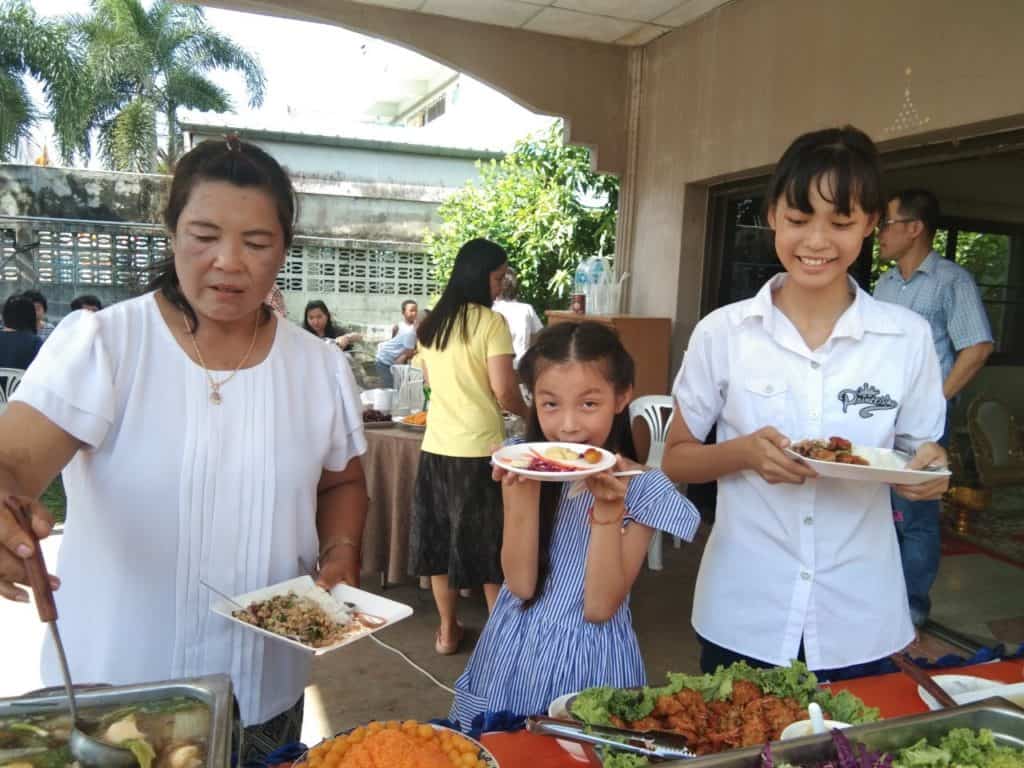 รับจัดบุฟเฟ่ต์ ปทุมธานี