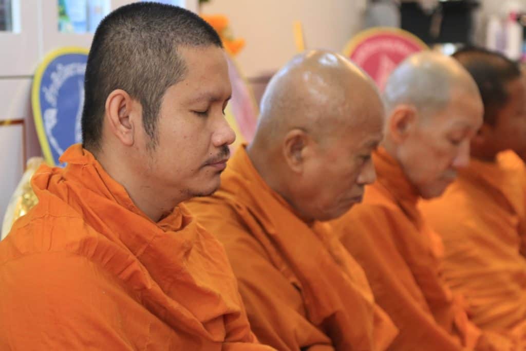 รับจัดบุฟเฟ่ต์ รับจัดเลี้ยง ทำบุญบ้าน